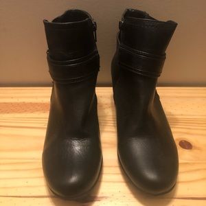 Ankle boots